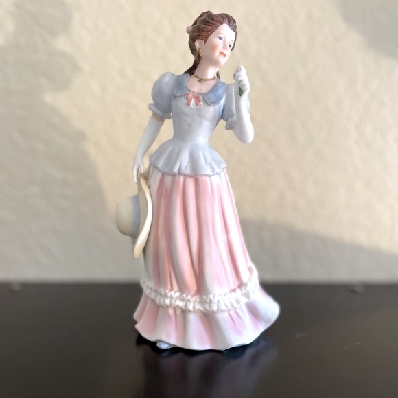 Homco Other - Homco Lady Camille figurine